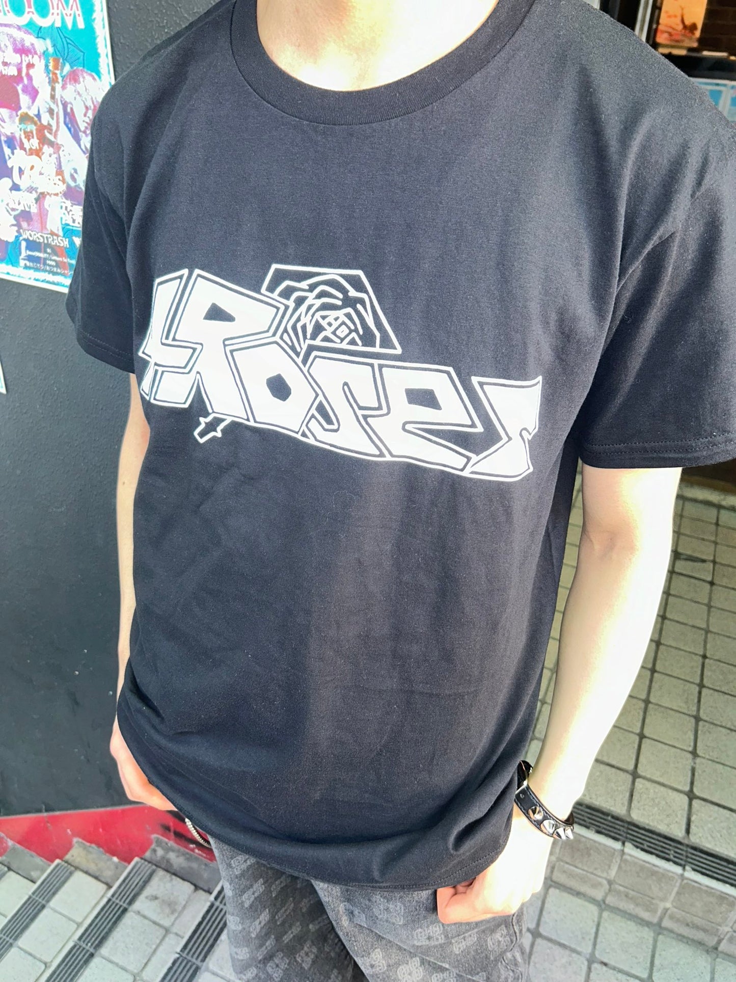 NEO 4 玫瑰標誌 T 卹